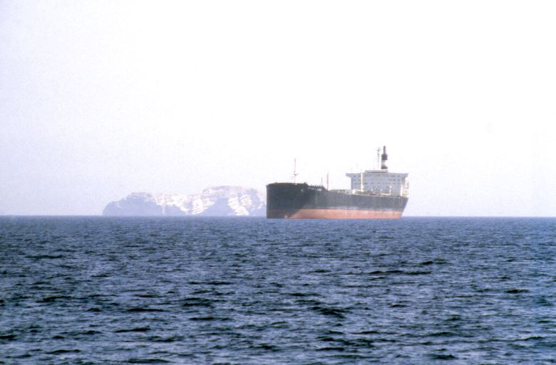 ΟΗΕ: Ο Διεθνής Ναυτιλιακός Οργανισμός απομάκρυνε 2.500 ναυτικούς από τα Στενά του Ορμούζ