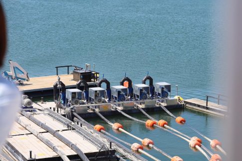 Σε ύφεση η φωτιά στα Σπάτα: Μεγάλη κινητοποίηση της Πυροσβεστικής – Ήχησε το 112 για ετοιμότητα