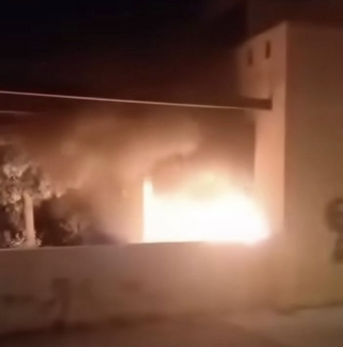 Φωτιά σε εξωτερικό χώρο των Φοιτητικών Εστιών Σάμου – Άμεση 