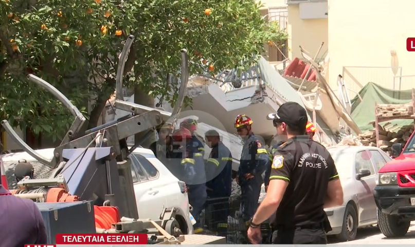 Live: Κατάρρευση πολυκατοικίας στα Πετράλωνα – Σώοι όλοι οι ένοικοι, πέντε προσαγωγές, συνεχίζονται οι έρευνες στα συντρίμμια