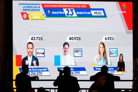 Πεζεσκιάν: Έκκληση για διεύρυνση της διακυβέρνησης στο Ιράν – Διέψευσε φήμες περί παραίτησής του