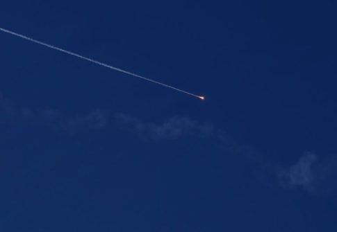 <strong>Εντοπίστηκε νεκρός ένας άνδρας στις γραμμές του ΗΣΑΠ – Προσωρινά εκτός λειτουργίας οι σταθμοί «Περισσός» και «Πευκάκια»</strong>