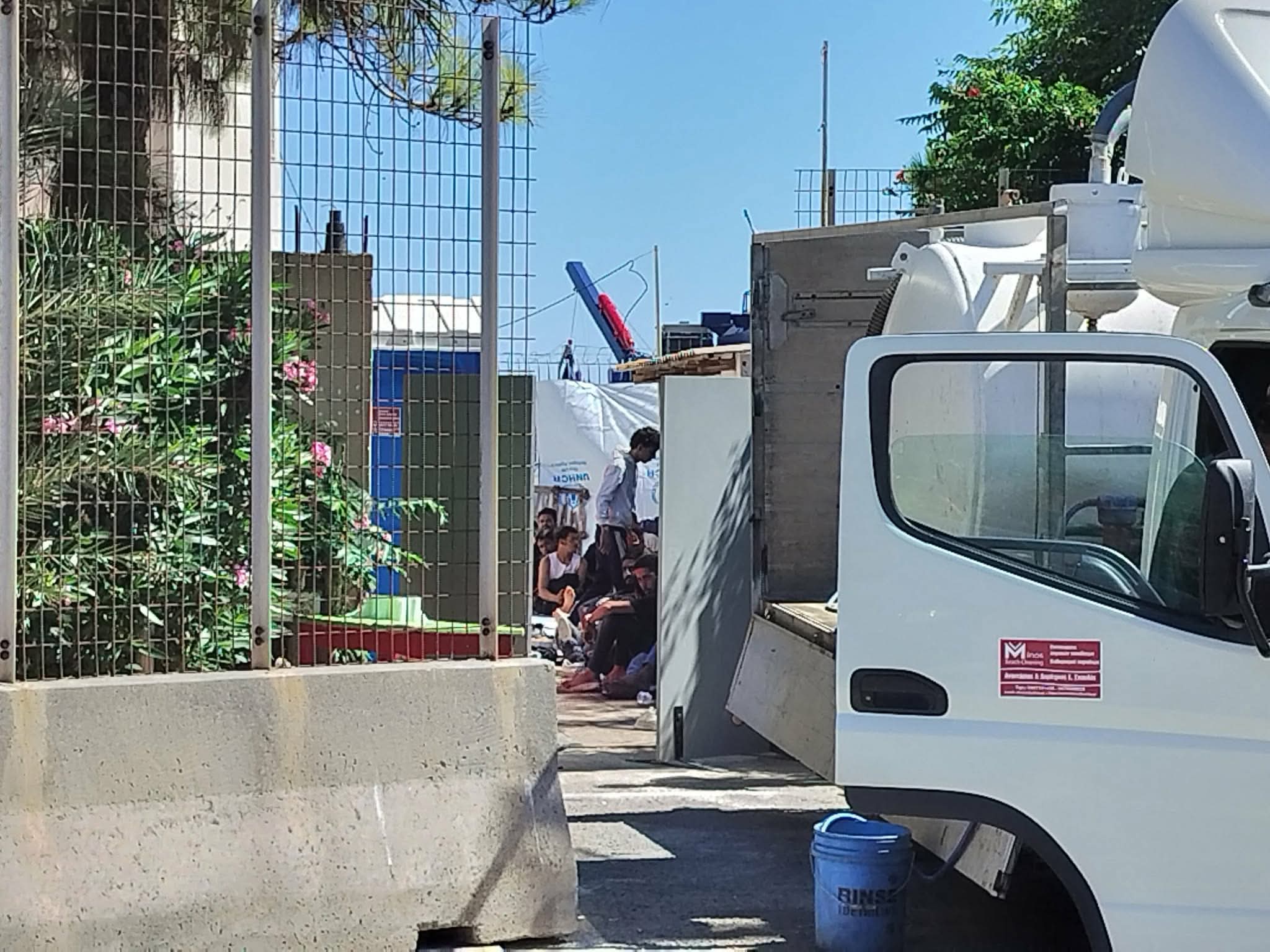 Νέα άφιξη 41 μεταναστών στο Ηράκλειο – Ακραίος συνωστισμός σ