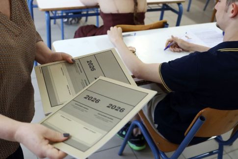 Νέο πλαίσιο για τον ετήσιο καθαρισμό οικοπέδων: Από 1 Απριλίου έως 15 Ιουνίου η νέα ενιαία προθεσμία – Τι αλλάζει με το νόμο «Ενεργή Μάχη»