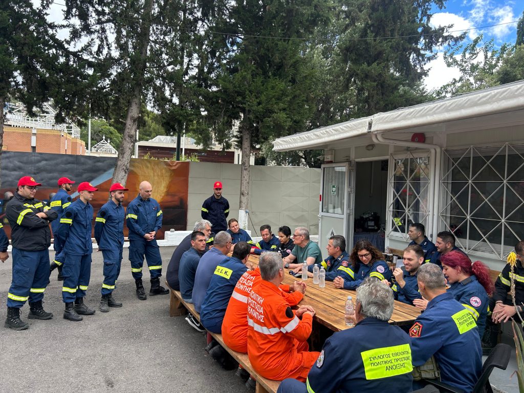 Αυτοψία Τουρνά στον Διόνυσο για τα μέτρα πυροπροστασίας – Μέχρι τις 22 Ιουνίου η αποψιλώσεις στα ακαθάριστα οικόπεδα