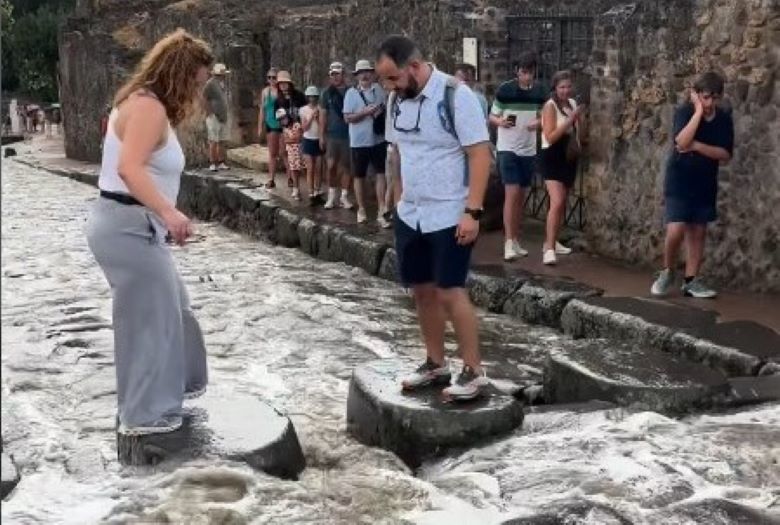 Πομπηία: Εντυπωσιακό βίντεο αποκαλύπτει ένα μεγάλο μυστικό των αρχαίων ρωμαϊκών δρόμων