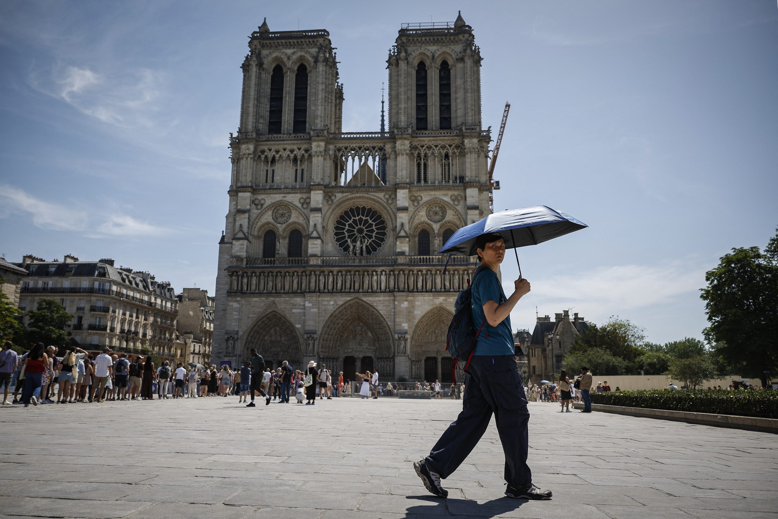 FILES-FRANCE-WEATHER-CLIMATE-HEATWAVE Πολυήμερο κύμα καύσωνα στην Ευρώπη – Αναμένεται να σπάσει το ρεκόρ ζέστης