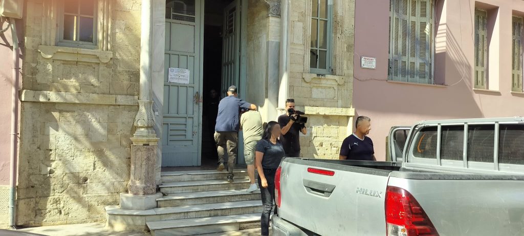 Κύκλωμα πειρατικής συνδρομητικής τηλεόρασης: Σε εξέλιξη η απολογία των 4 συλληφθέντων