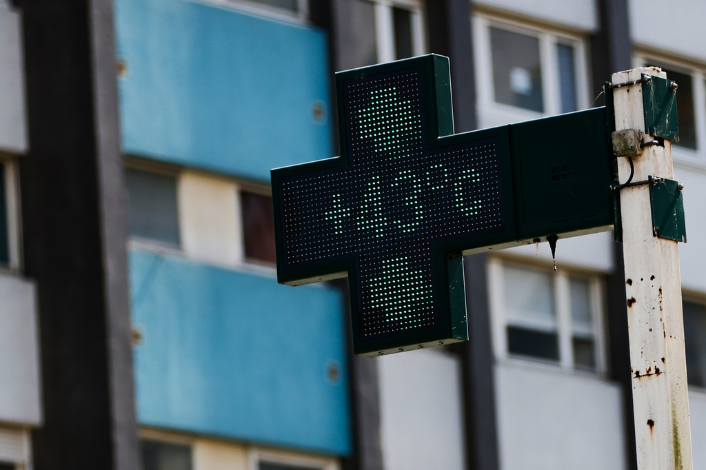 Σε κλοιό καύσωνα η Ευρώπη: Άγγιξε τους 45 βαθμούς ο υδράργυρος σε Ισπανία – 40 τα θύματα απο πνιγμούς και θερμοπληξία στη Γαλλία