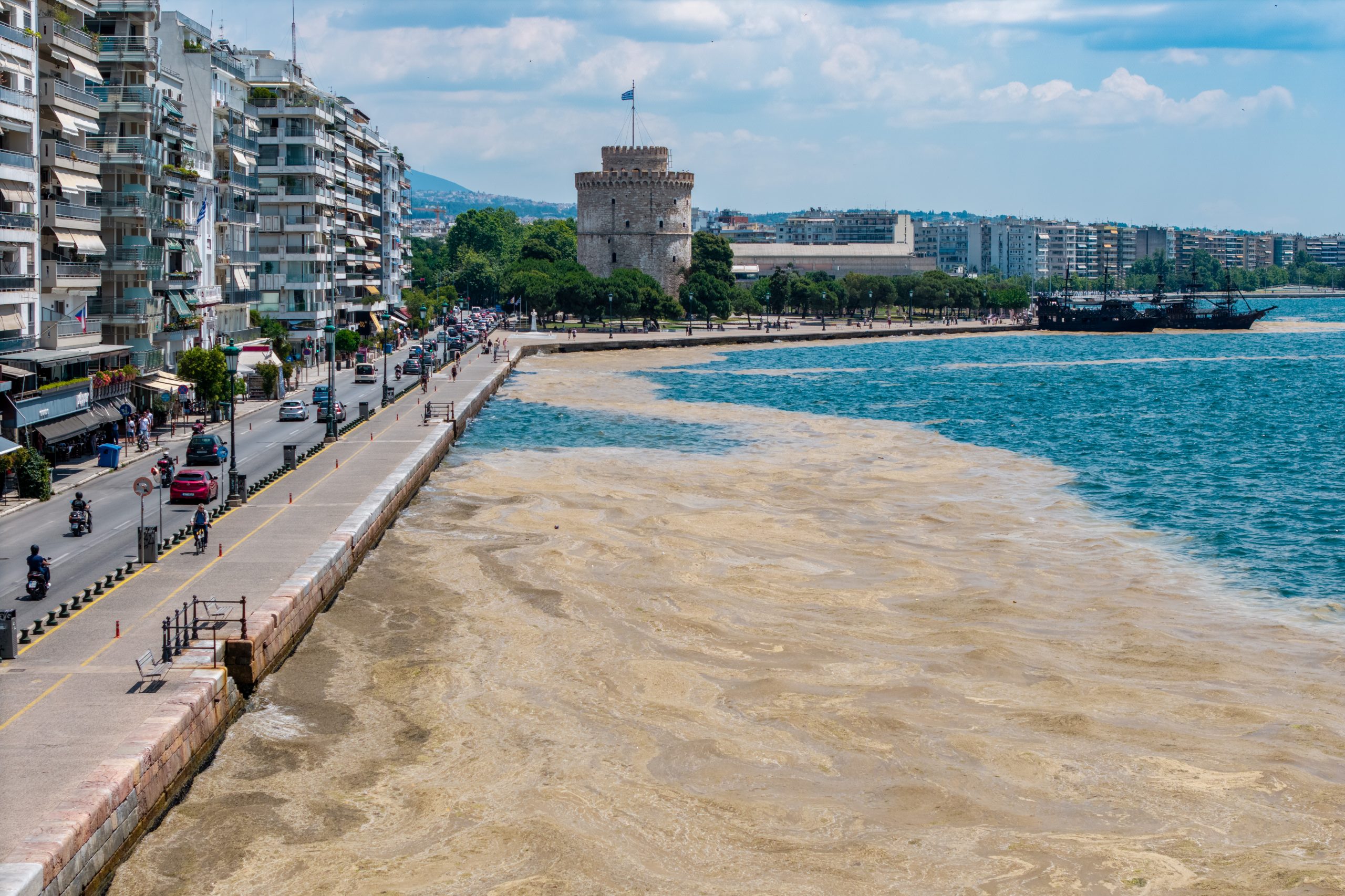 Θεσσαλονίκη: Εκτεταμένο το φαινόμενο της «ερυθράς παλίρροιας