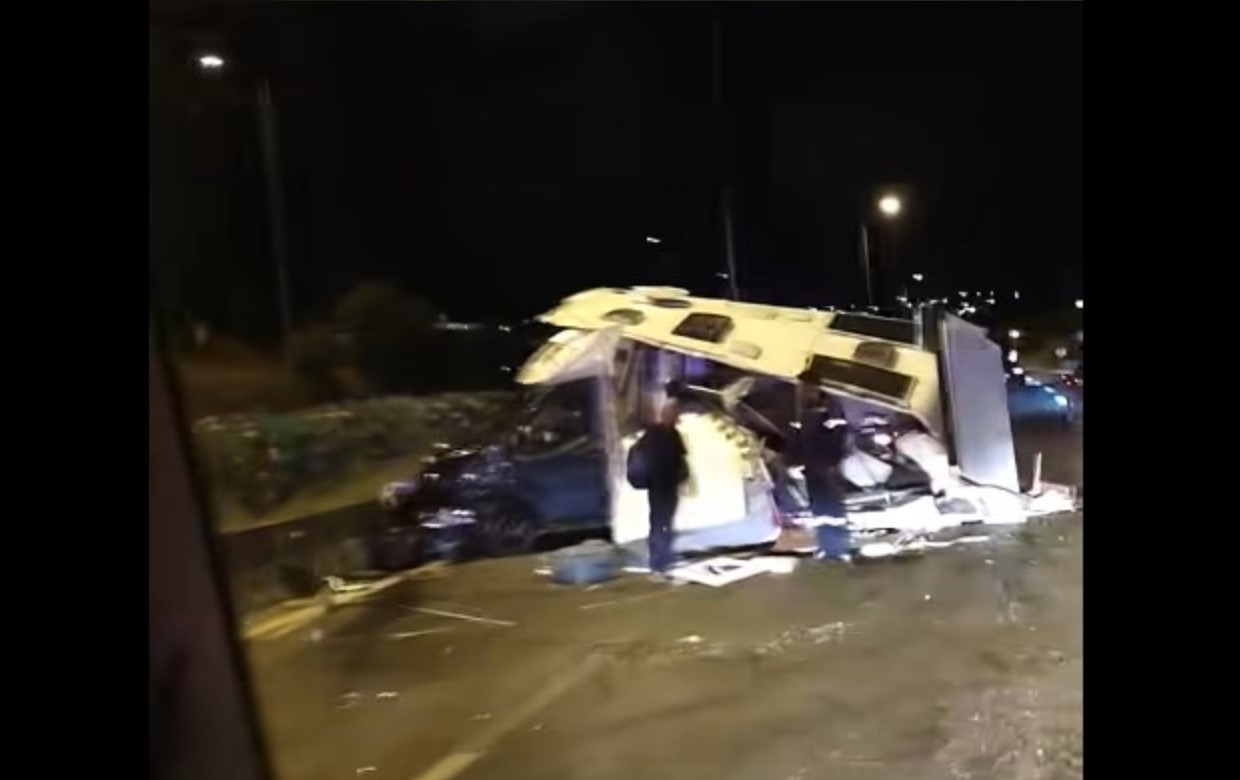 Θεσσαλονίκη: Δύο τραυματίες μετά από σύγκρουση τροχόσπιτου μ