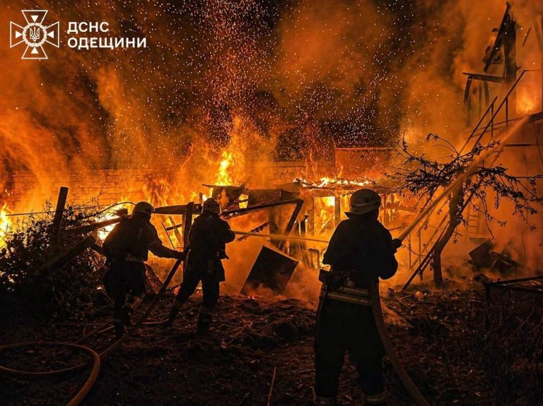 Ουκρανία: Τέσσερις νεκροί και πέντε τραυματίες από ρωσικό πλήγμα στη Ντνίπρο