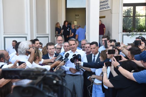 Φωτιά σε πολυκατοικία στην Αμβέρσα – Έξι νεκροί, δεκάδες τραυματίες