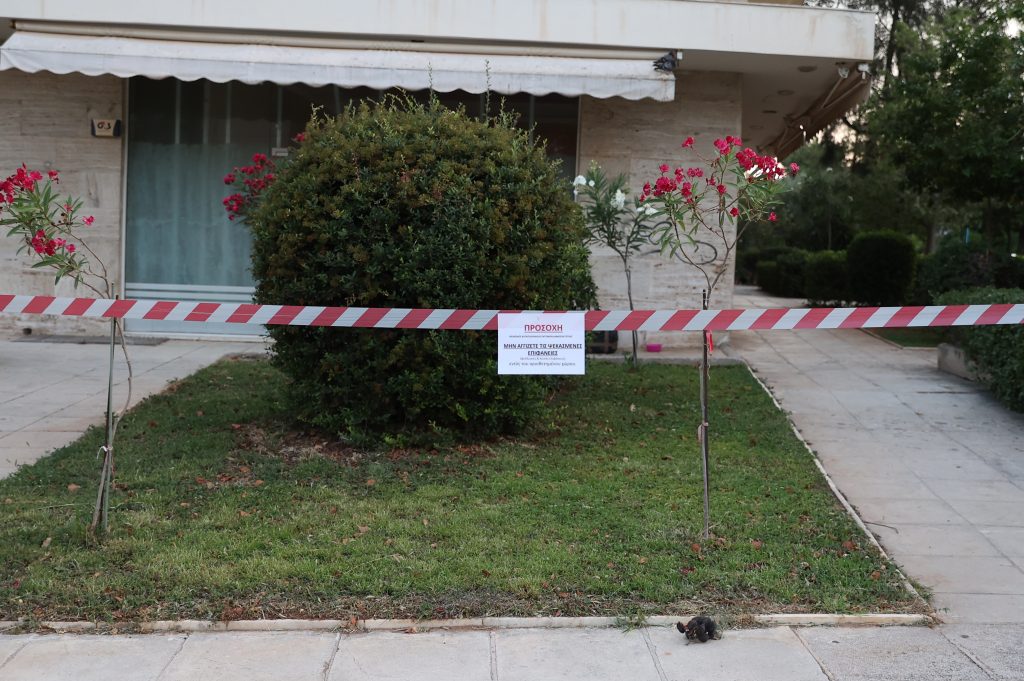 Ιός του δυτικού Νείλου: Ψεκασμοί στη Γλυφάδα μετά το επιβεβαιωμένο κρούσμα
