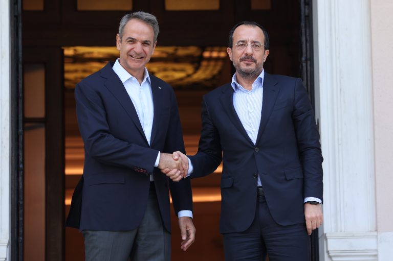 Μητσοτάκης: Η Ελλάδα στέκεται εμπράκτως στο πλευρό της Κύπρου – Χριστοδουλίδης: Ευρωπαϊκό πρόβλημα το Κυπριακό
