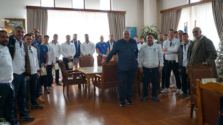 Συγχαρητήρια δημάρχου Βόλου σε Εθνική Ομάδα Πόλο και την Ελένη Διαβάτη