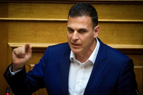 Τρόμος σε πτήση από Θεσσαλονίκη για Μόναχο – Έσπασε παράθυρο και τραυματίστηκε επιβάτης