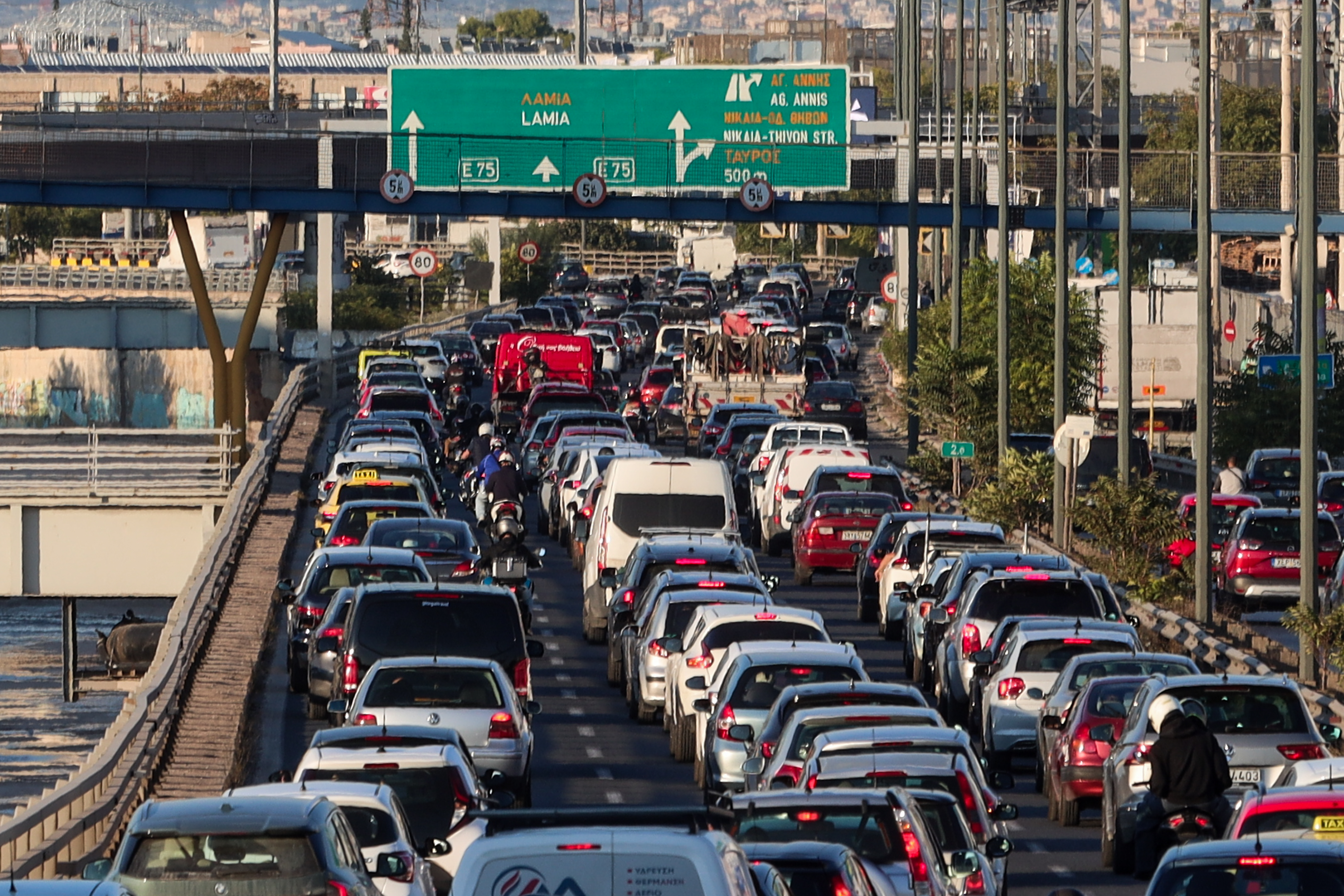 Κωνσταντινίδης στο ΕΡΤnews: Παρωχημένος ο δακτύλιος – Χρειάζεται πλήρης ανασχεδιασμός του κυκλοφοριακού