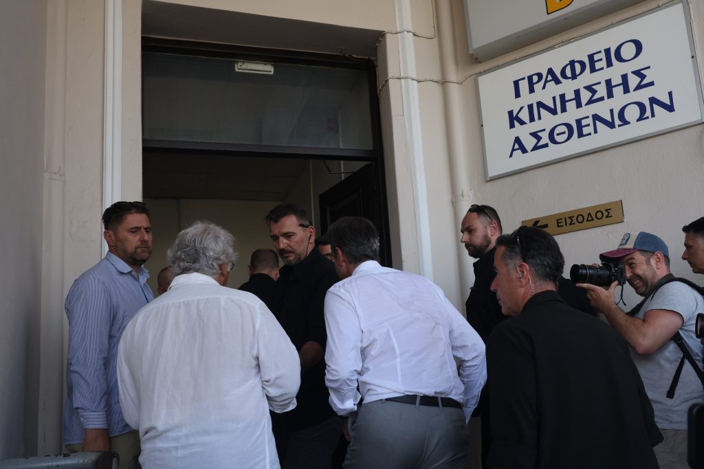 Θεσσαλονίκη: Τους τραυματίες από το μπαράζ εκρήξεων επισκέπτεται ο Κυριάκος Μητσοτάκης