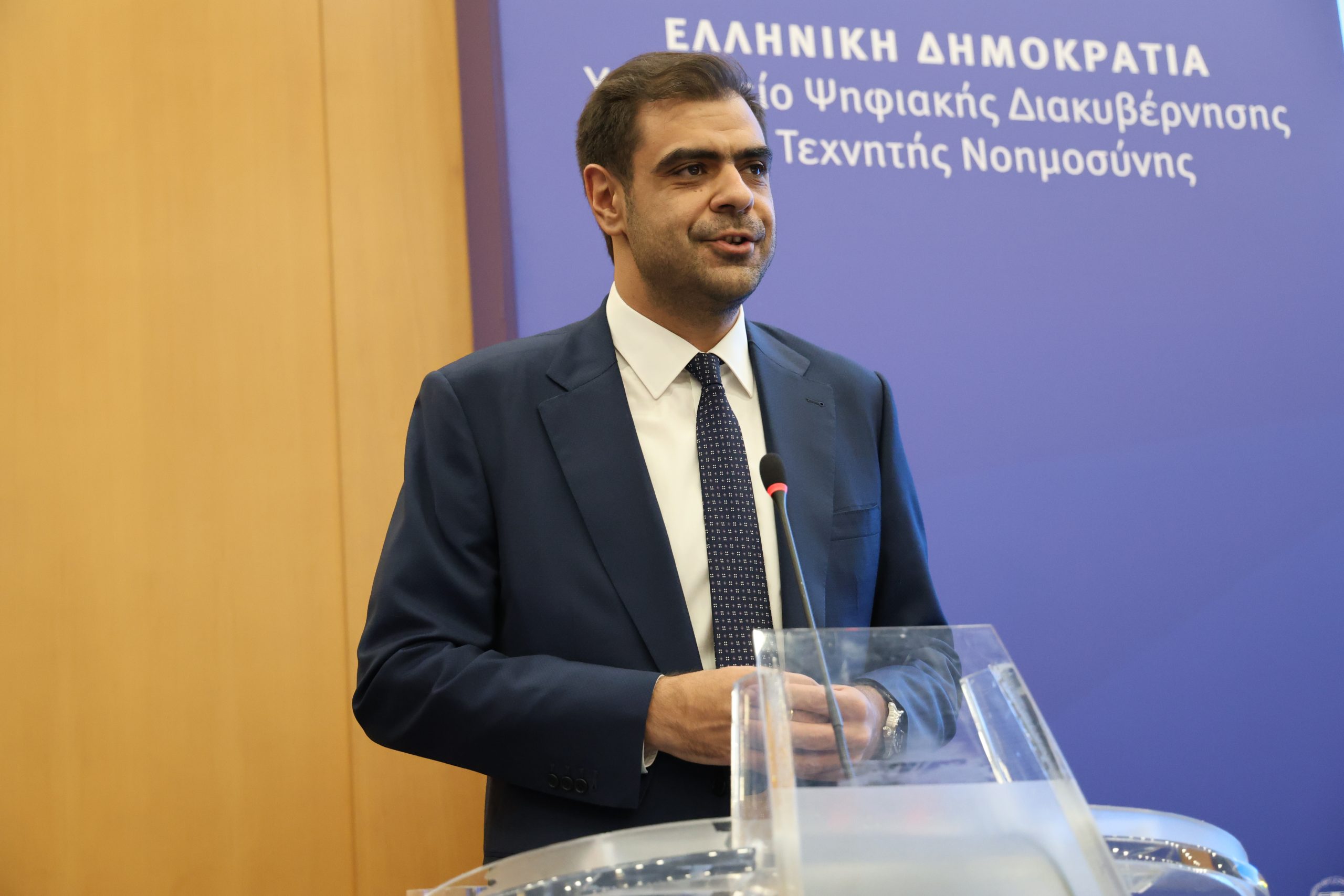 Μαρινάκης: Ο Ανδρουλάκης να καταθέσει πρόταση νόμου με αυτό που ο ίδιος βαφτίζει «13η σύνταξη» και το κοστολογεί 450 εκατ. ευρώ – Θα λάβει έγγραφη κοστολόγηση