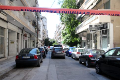 Βουλή: Μετωπική για την ακρίβεια στην Ώρα του Πρωθυπουργού