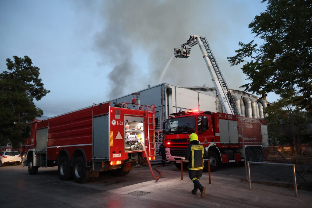 Τρεις συλλήψεις για την πυρκαγιά στο παλιό κτήριο του Μπάντμιντον στο Πάρκο Γουδή