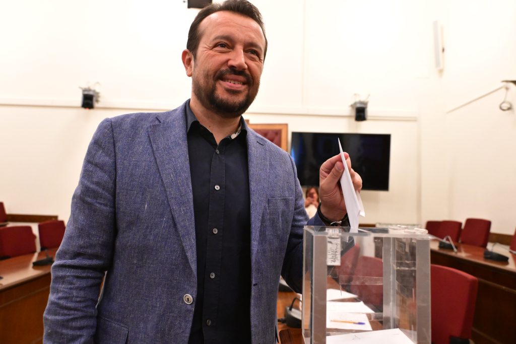 Η Ρένα Δούρου πρόεδρος του ΣΥΡΙΖΑ – «Ξεκινάμε την αναδιάταξη της ΚΟ για την αναγέννηση του ΣΥΡΙΖΑ, δεν περισσεύει κανείς και καμία»