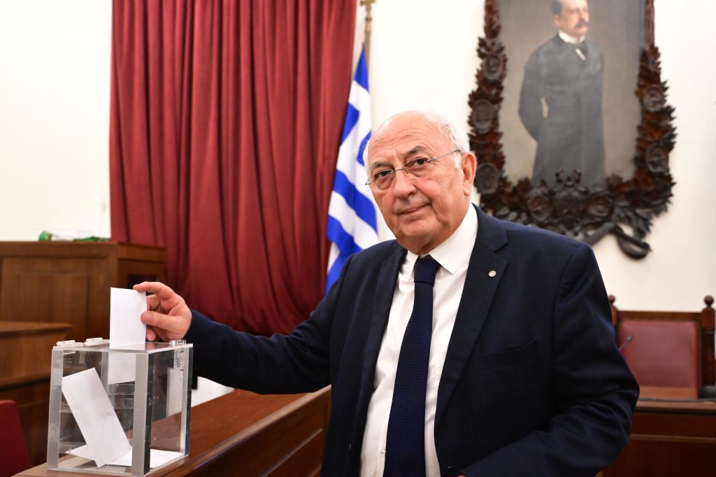 ΣΥΡΙΖΑ: Αυτή την ώρα η ψηφοφορία για την εκλογή της Ρένας Δούρου στην προεδρία της ΚΟ – Αμέσως μετά συνεδριάζει η Κεντρική Επιτροπή