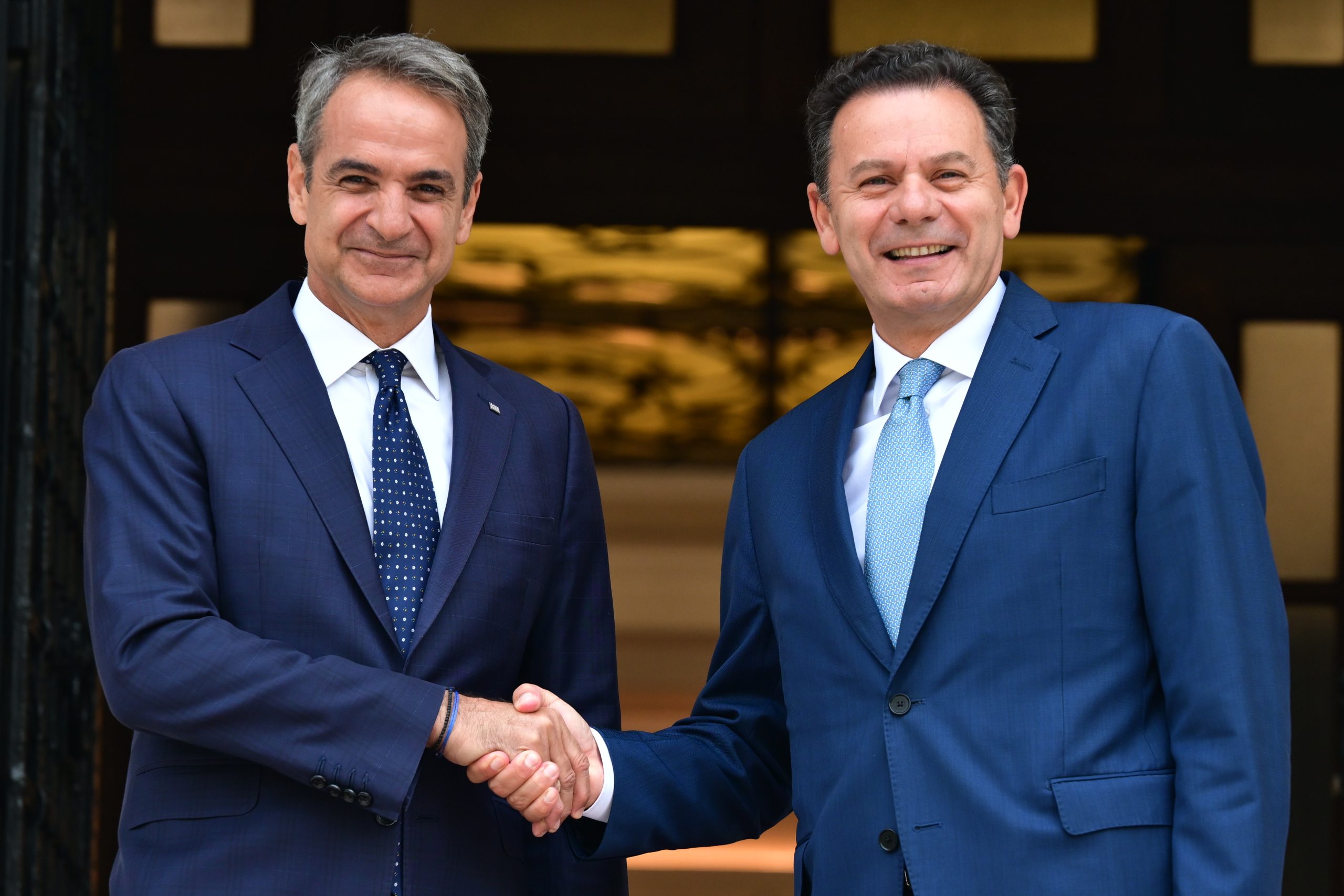 Mitsotakis, Montenegro