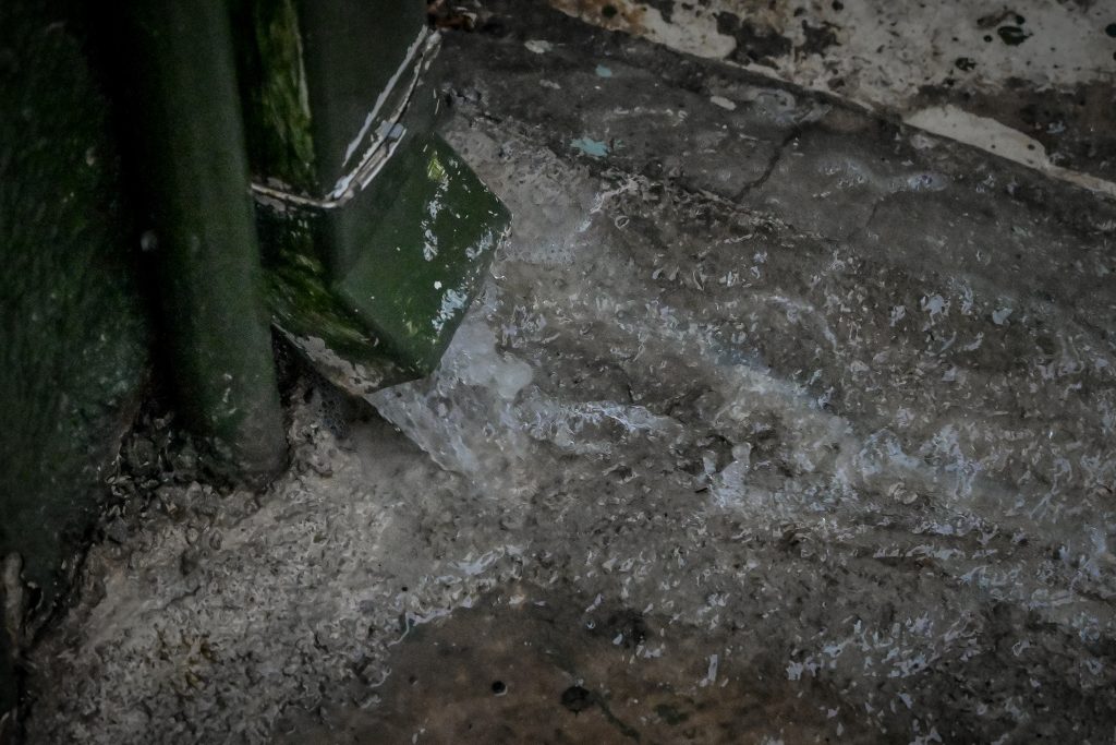 Κακοκαιρία: Πάνω από 100.000 κεραυνοί, χαλάζι στο Ίλιον, χιόνι στον Όλυμπο – Πού ισχύει Red Code