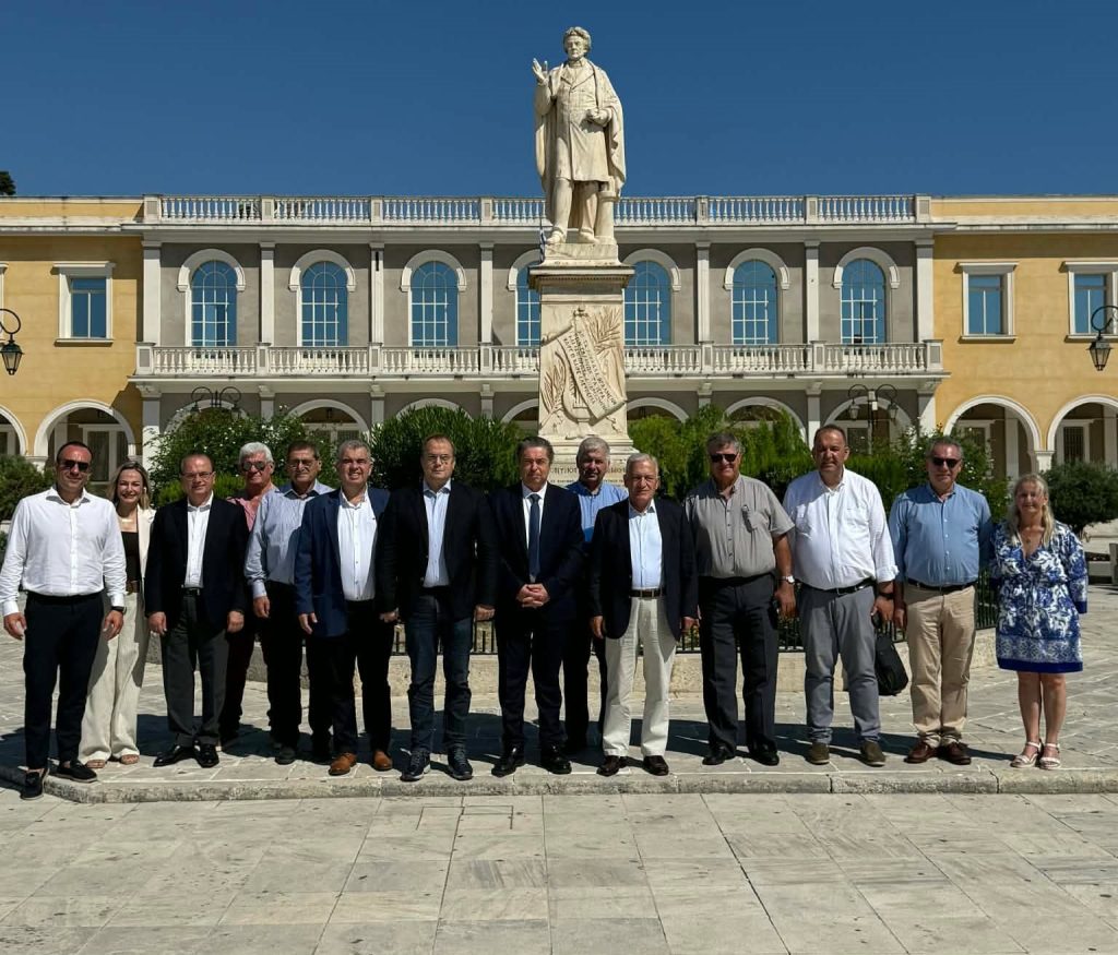 Ζάκυνθος: Υποδομές και νησιωτικοί Δήμοι στο επίκεντρο της συνάντησης του προεδρείου της ΚΕΔΕ με τον δήμαρχο
