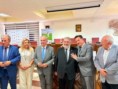 Κοζάνη: Οριοθετήθηκε η φωτιά στην Τραπεζίτσα – Στο νοσοκομείο με εγκαύματα κτηνοτρόφος