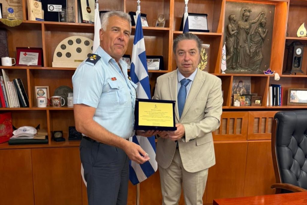 Ο Δήμος Ζακύνθου τίμησε τους φορείς που συνέβαλαν στην επιτυχή διαχείριση του περιστατικού με το αεροσκάφος F-16
