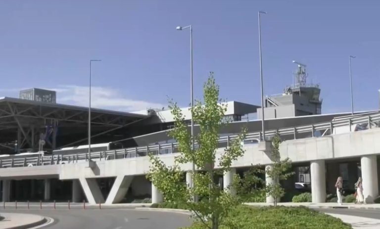 Τρόμος σε πτήση από Θεσσαλονίκη για Μόναχο – Έσπασε παράθυρο και τραυματίστηκε επιβάτης