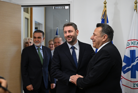 Σύνοδος ΝΑΤΟ: Δυναμιτίζει η νέα επίθεση Τραμπ κατά των Ευρωπαίων – Εκνευρισμός στην Άγκυρα για τη δήλωση Μητσοτάκη