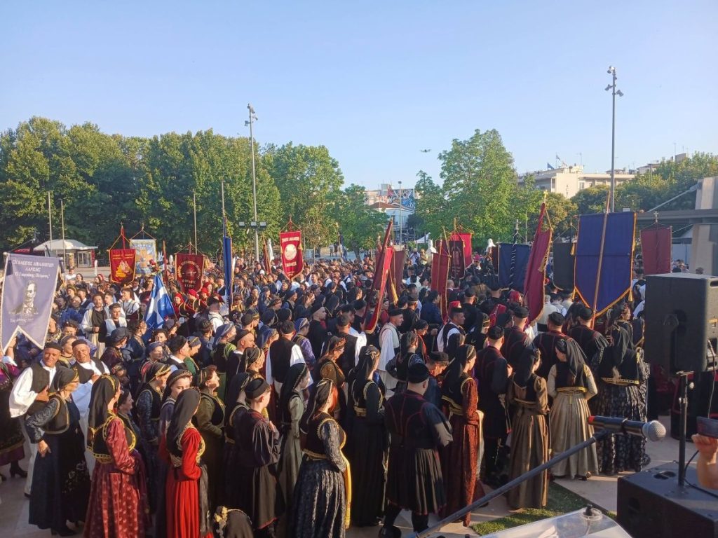 Tρίκαλα: Με 1.500 χορευτές το 40ο Αντάμωμα των Βλάχων