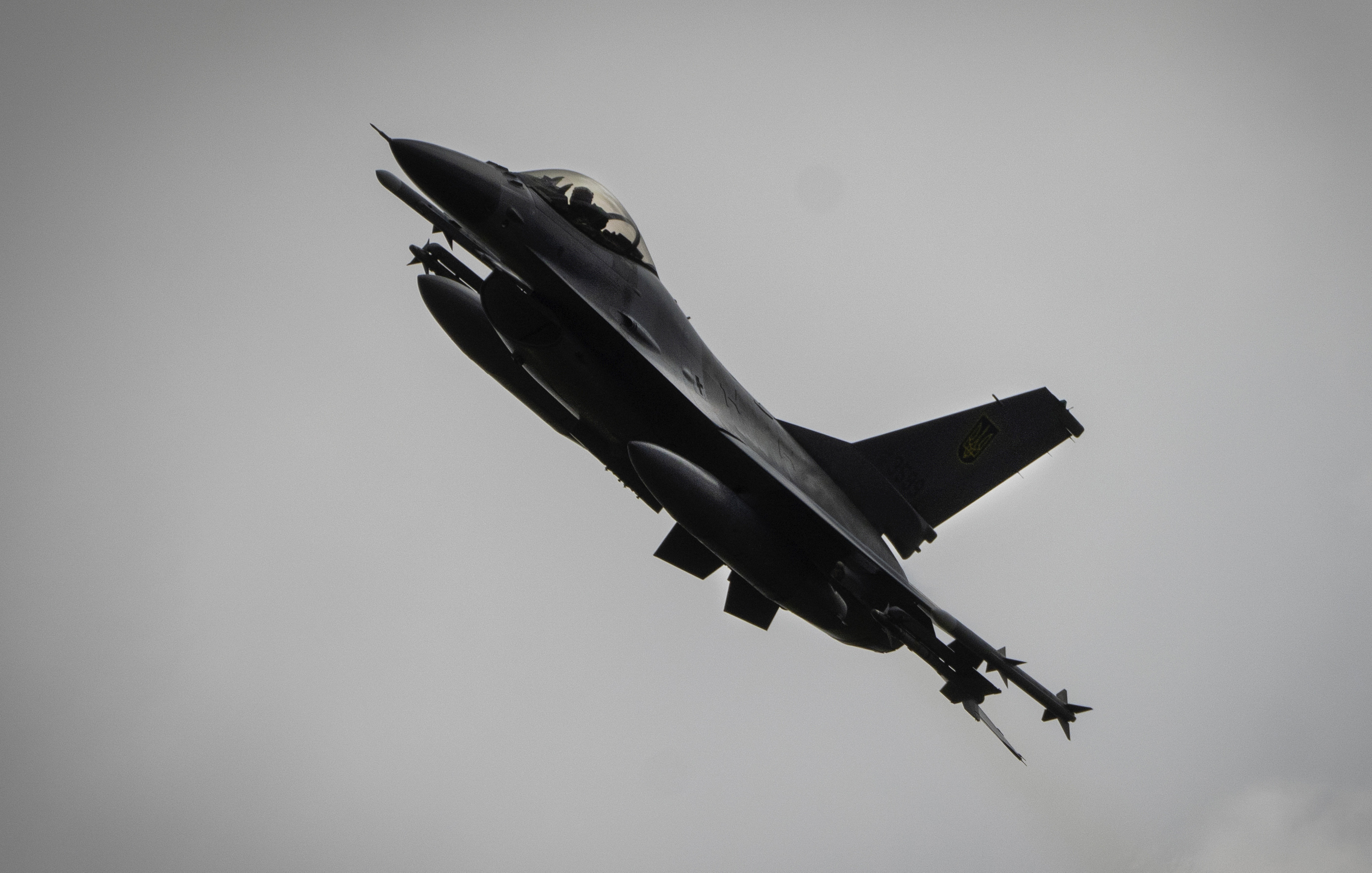 Ουκρανία: Συντριβή ουκρανικού μαχητικού F-16, σώος ο πιλότος