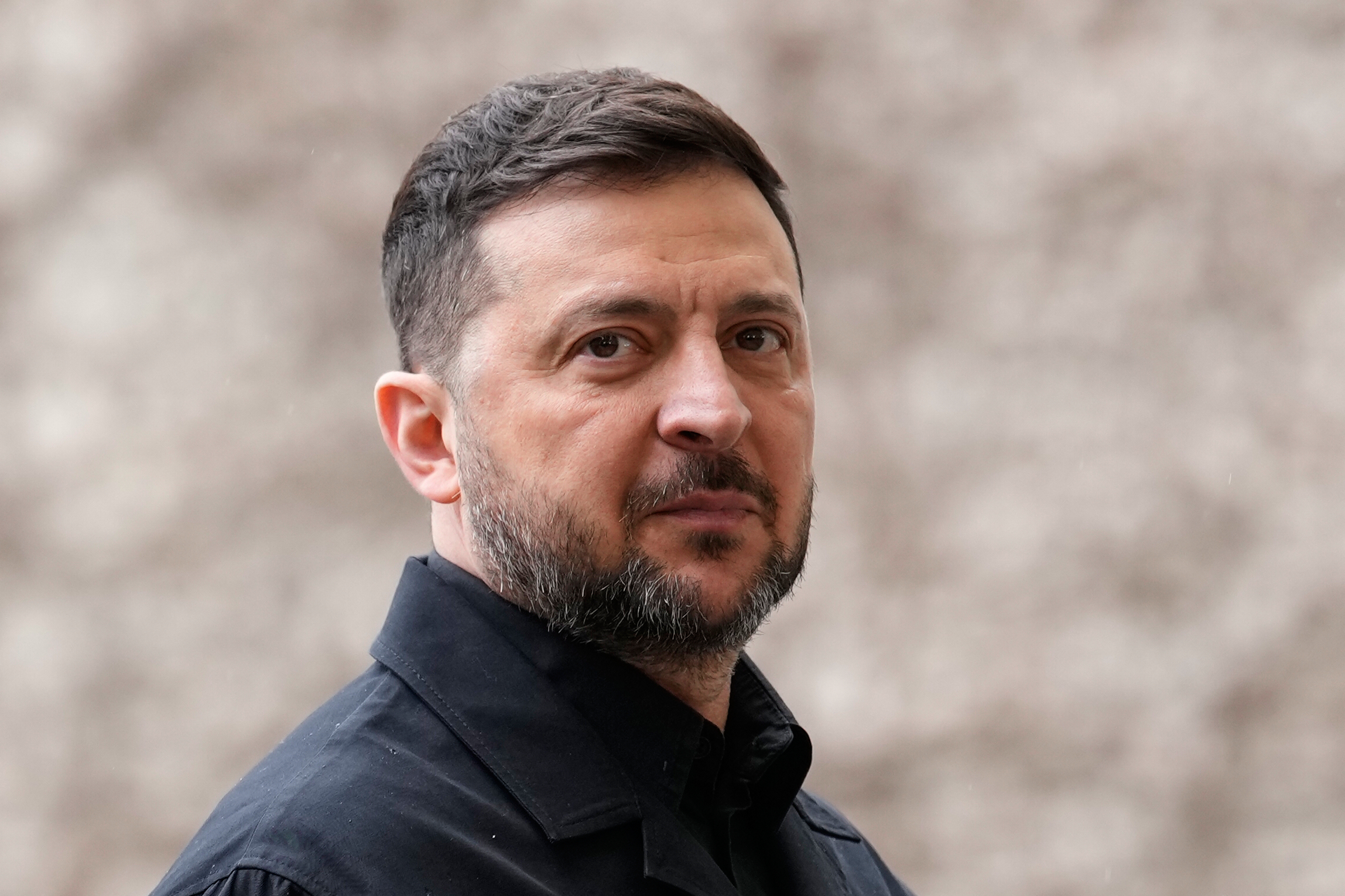 Ζελένσκι: Η ουκρανική διπλωματία πρέπει να πείθει τους συμμάχους για ταχύτερη προμήθεια όπλων  ​