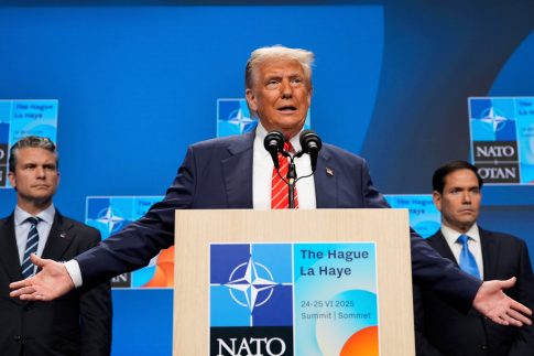 Αυτοψία του ΕΡΤnews στο «πληγωμένο» Ιράν: Σημαντικές καταστροφές – Βομβαρδίστηκε το εμβληματικό στάδιο Αζάντι
