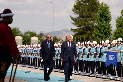 Σύνοδος ΝΑΤΟ: Τραμπ και Ερντογάν ανοίγουν τα μεγάλα μέτωπα της Συμμαχίας – Στο τραπέζι F-35, Ουκρανία και ευρωπαϊκή άμυνα