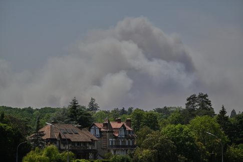 Τραμπ: Επαναφέρουμε τον ναυτικό αποκλεισμό του Ιράν – Τέλος 20% στα φορτία μέσω των Στενών του Ορμούζ