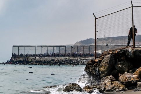 Φωτιά Βοιωτία: Προληπτική εκκένωση των οικισμών Αγ. Νικόλαος, Προσήλι και Πόρτο Γερμενό – Δύσκολη νύχτα για τις πυροσβεστικές δυνάμεις