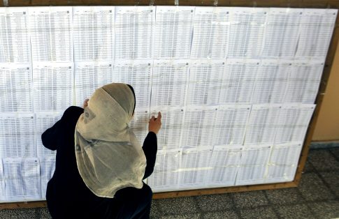 Θεσσαλονίκη: Συναγερμός στην Πυροσβεστική – Σε εξέλιξη η φωτιά στο Καλοχώρι κοντά σε εργοστάσια – Ήχησε το 112