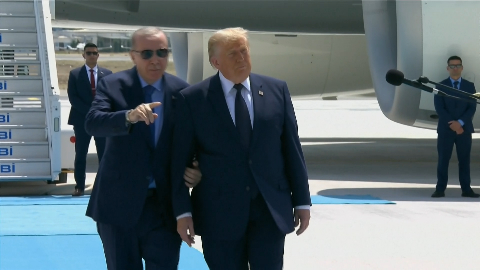 Έφτασε στην Άγκυρα ο Τραμπ για την κρίσιμη Σύνοδο του ΝΑΤΟ