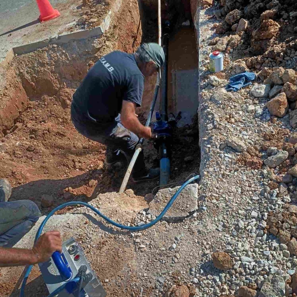 Βόλος: Εντοπίστηκαν δύο μεγάλες αφανείς διαρροές νερού από τη ΔΕΥΑΜΒ