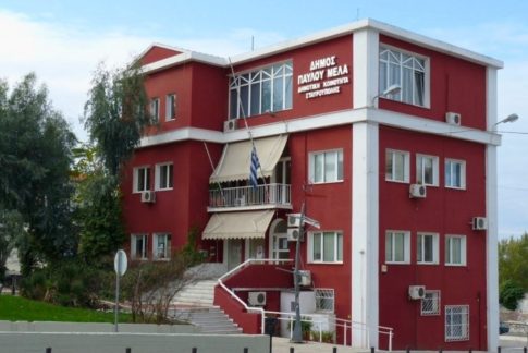 Φωτιά στο Σπαθοβούνι Κορινθίας: 112 για ετοιμότητα – Ενισχύθηκαν οι πυροσβεστικές δυνάμεις