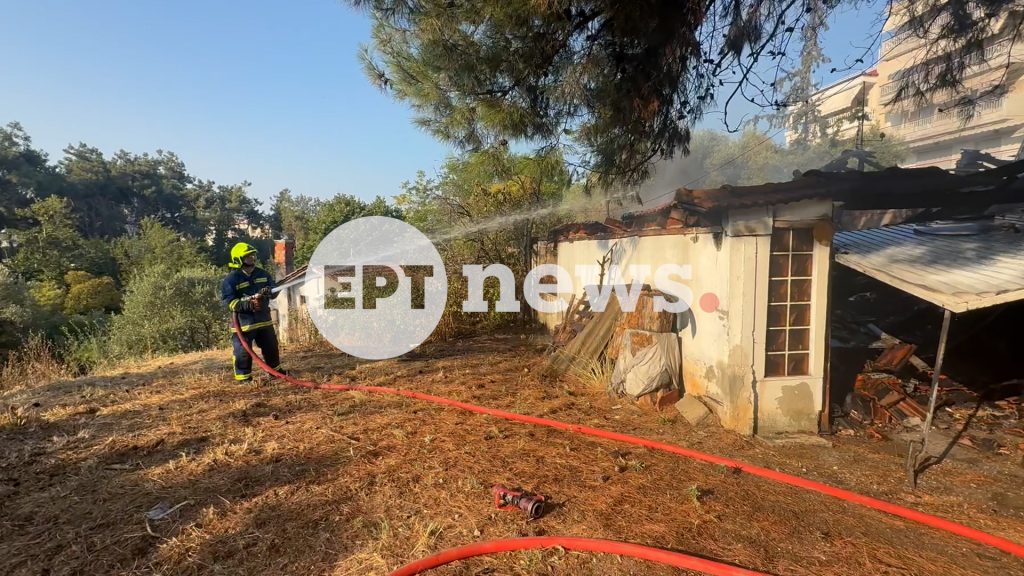 Θεσσαλονίκη: Φωτιά σε σπίτι στην Άνω Τούμπα – Σώθηκε ένας ηλικιωμένος