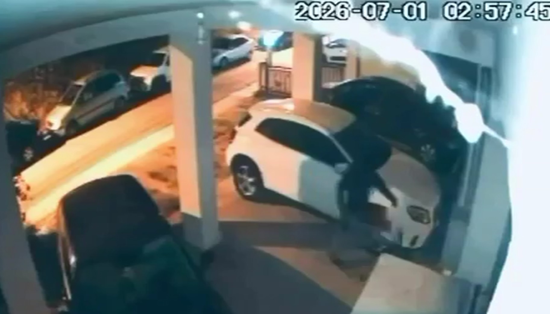 Θεσσαλονίκη: Κοντά στην ταυτοποίηση των δραστών των βομβιστικών επιθέσεων η Αντιτρομοκρατική