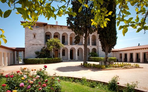 «ΕΡΤ και ελληνική κοινωνία» – Εκδήλωση-συζήτηση στο 45ο Φεστιβάλ Βιβλίου