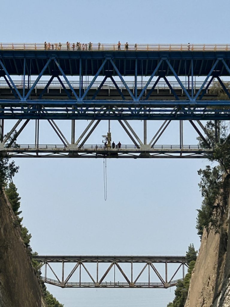 Διώρυγα Κορίνθου: Τα 133 χρόνια ιστορίας και η μεταμόρφωση σε ψηφιακό κι επενδυτικό κόμβο
